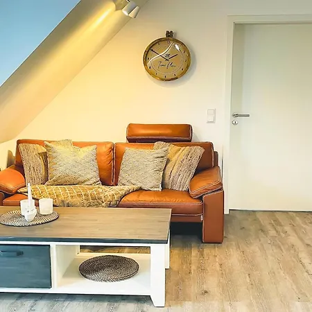 Sternwarte 아파트